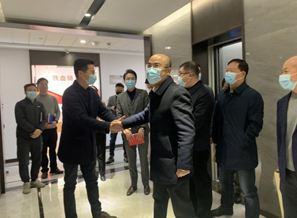 2022年1月12日奉化區(qū)張巍副區(qū)長(zhǎng)等一行蒞臨寧波市軍創(chuàng)園和云笈科技公司調(diào)研指導(dǎo)工作